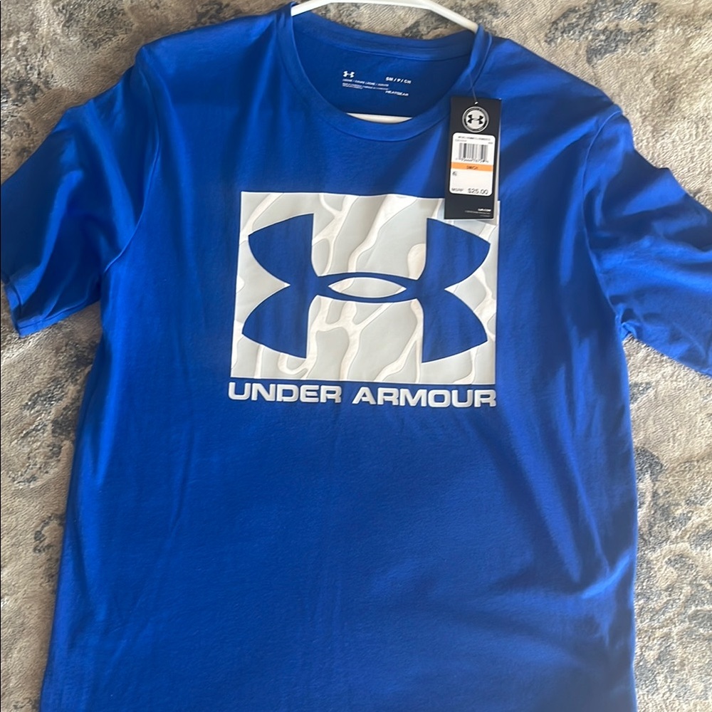 Under Armour Blue Short Sleeve Tee Performance Fabric